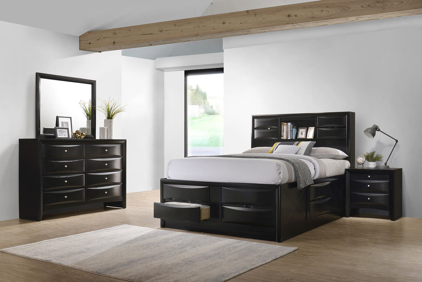 Briana 4-piece Eastern King Bedroom Set Black