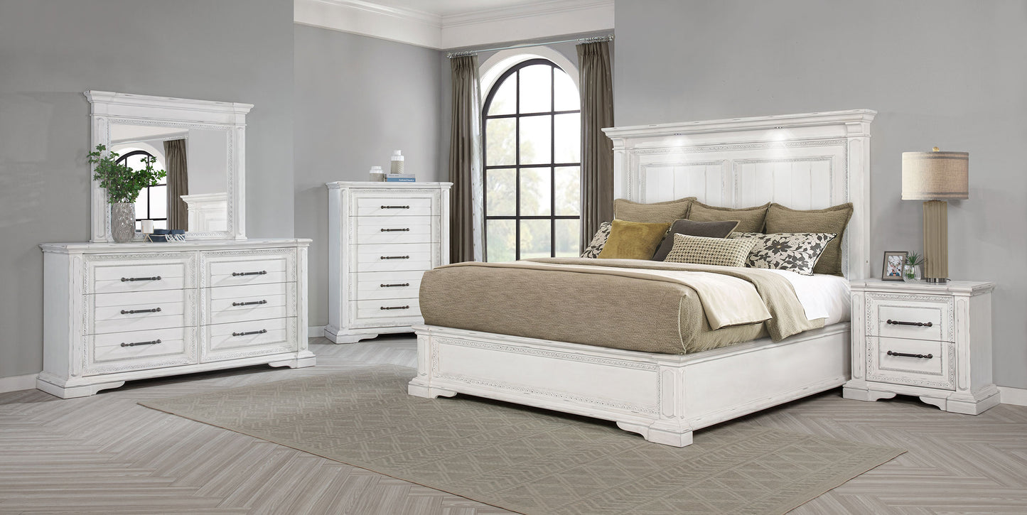 McKinney 5-piece California King Bedroom Set Vintage White