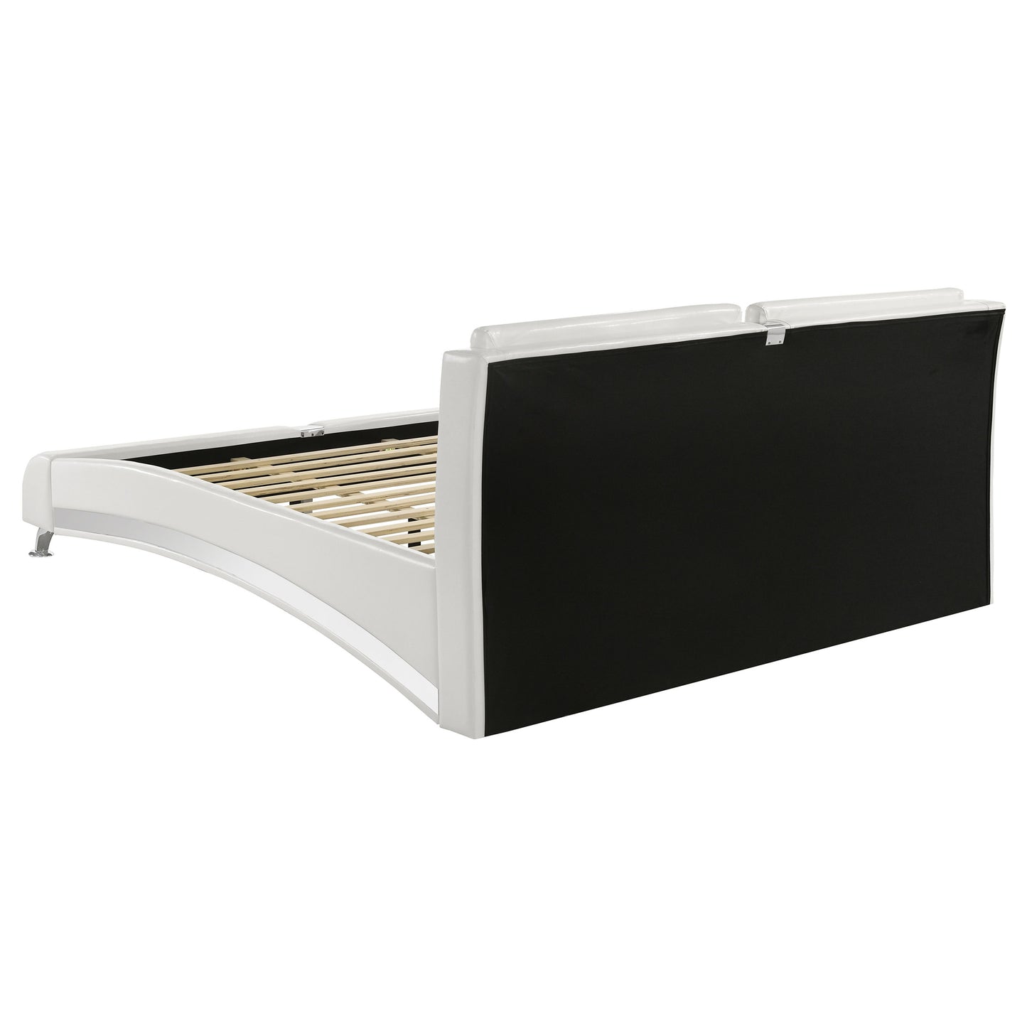 Jeremaine 5-piece Eastern King Bedroom Set White