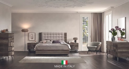 Medea II Collection Bedroom Set Queen 4 Pc