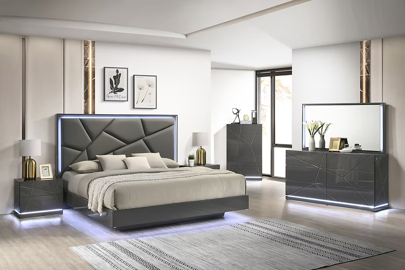 Lily Bedroom Set King 4 Pc