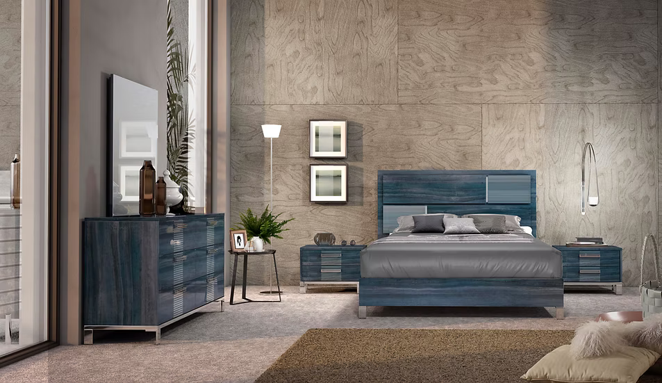 Delia Collection Italian Bedroom Set King 5 Pc