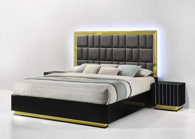 Lila (Black/Gold) Bedroom Set Queen 4 Pc