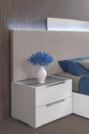 Fabiana Collection (White) Italian Bedroom Set Queen 5 Pc